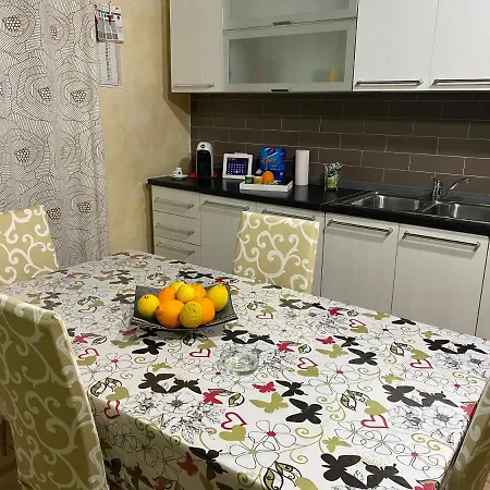 The “b” House Apartment *